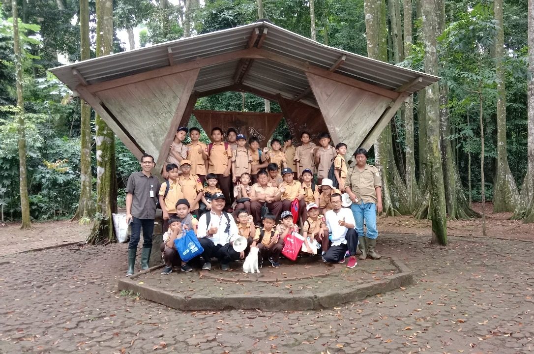 Menyelami Ilmu di Tengah Hijaunya Hutan Dramaga